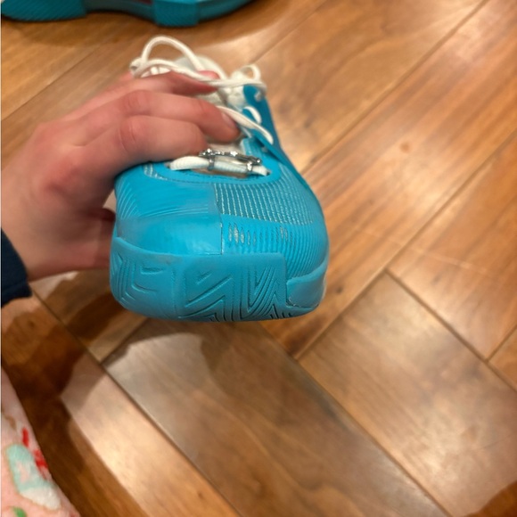 Nike Blue and White Athletic Shoes - Picture 3 of 7